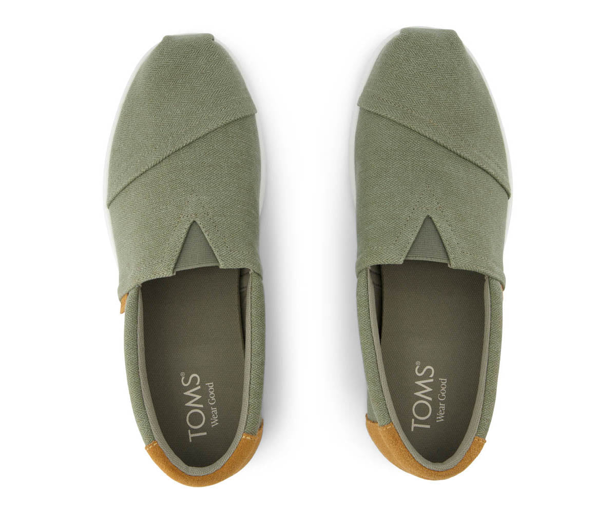 TOM10021895_M_ApFWD_VelverGreyHerringboneCanvas_TanSuede_T.jpg