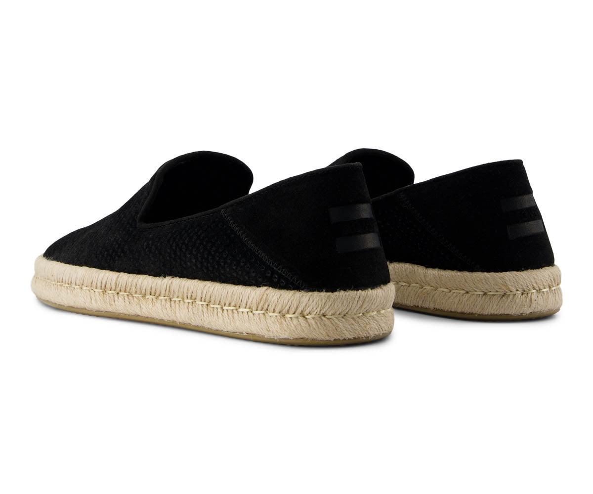 TOM10021909_M_Santiago_BlackDiamondPerforatedSuede_B.jpg
