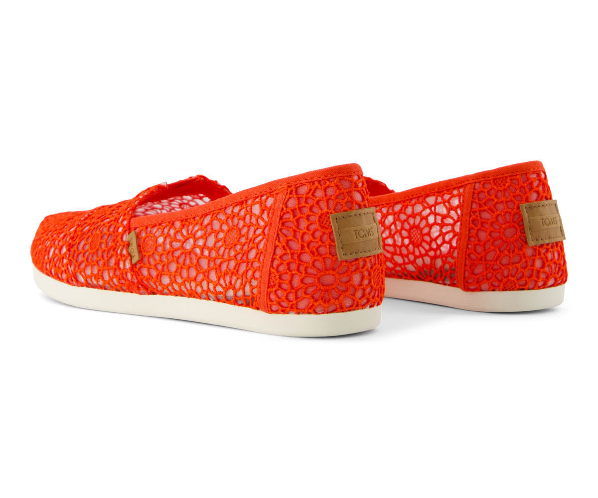 TOM10021935_W_AlpargataClassic3_FlameMoroccanCrochet_B.jpg